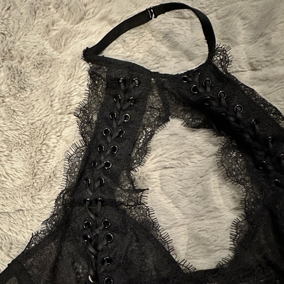 Lacey Black Halter Bra from Victoria’s Secret - Picture 6 of 10